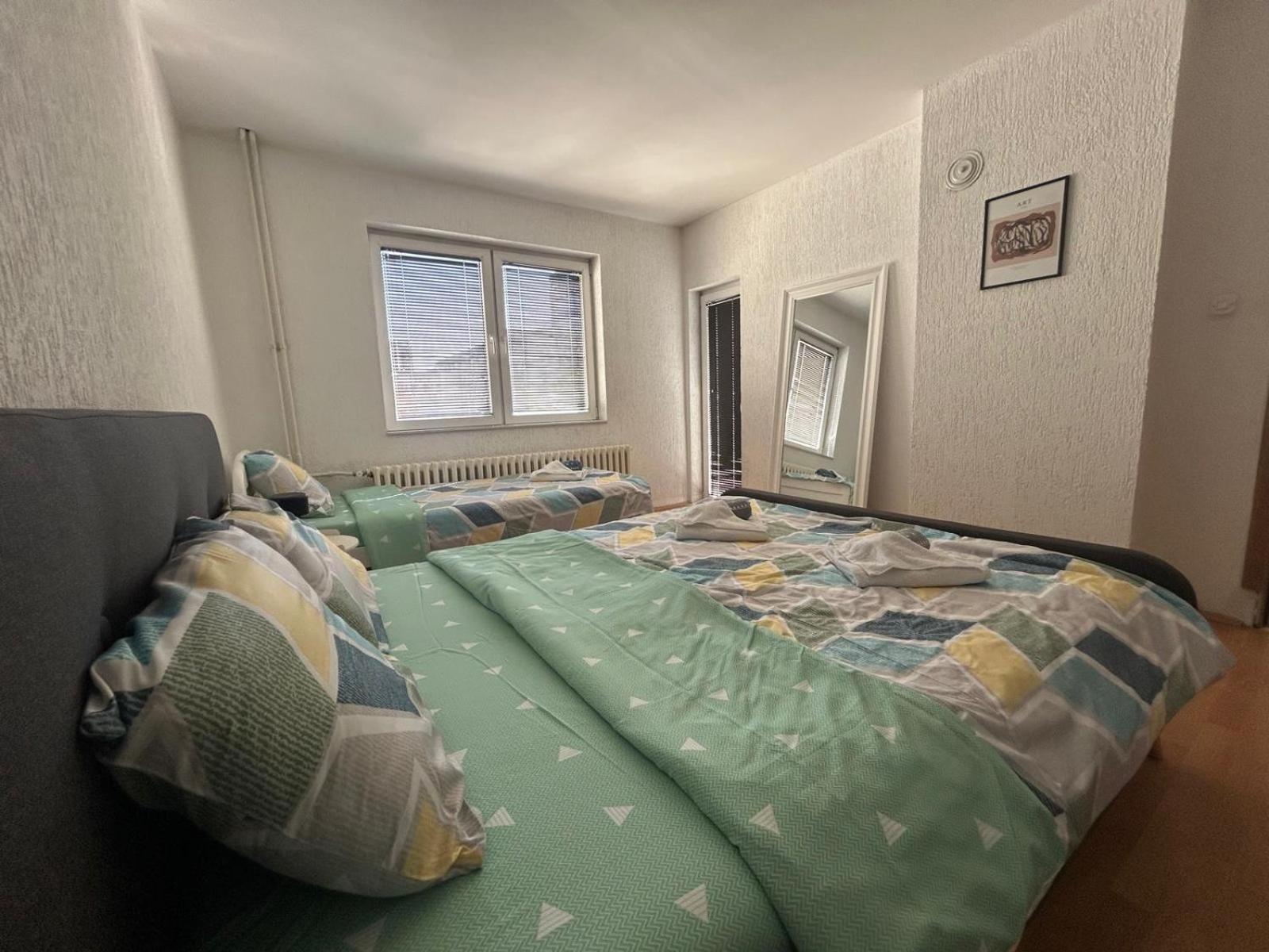 Cinema Vardar Apartment スコピエ エクステリア 写真